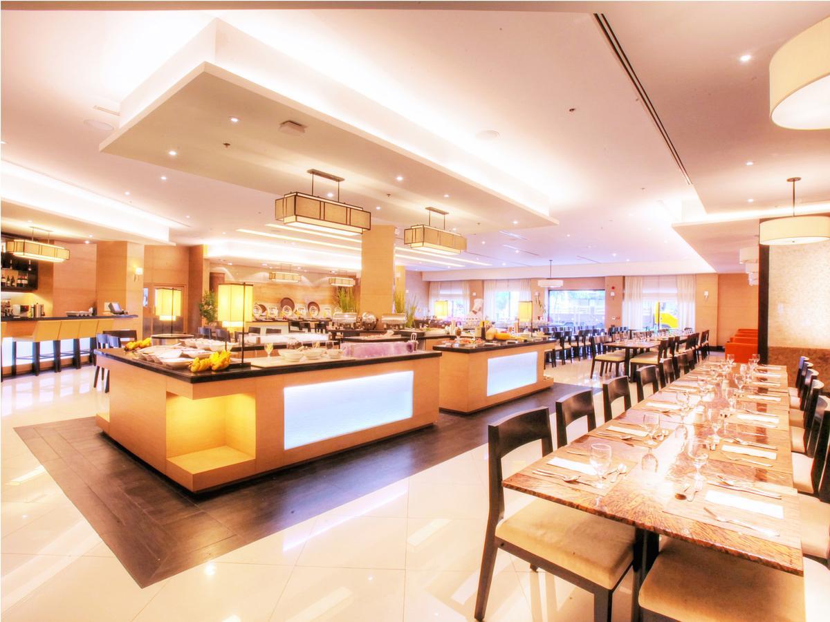 Quest Serviced Residences Cebu Exterior foto